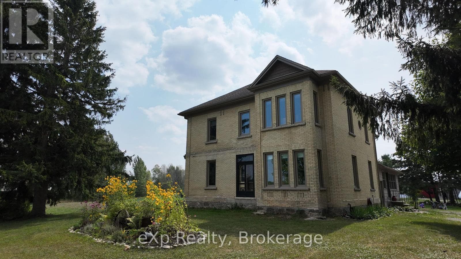 1337 BRUCE ROAD 15, OnePoint — photo 2