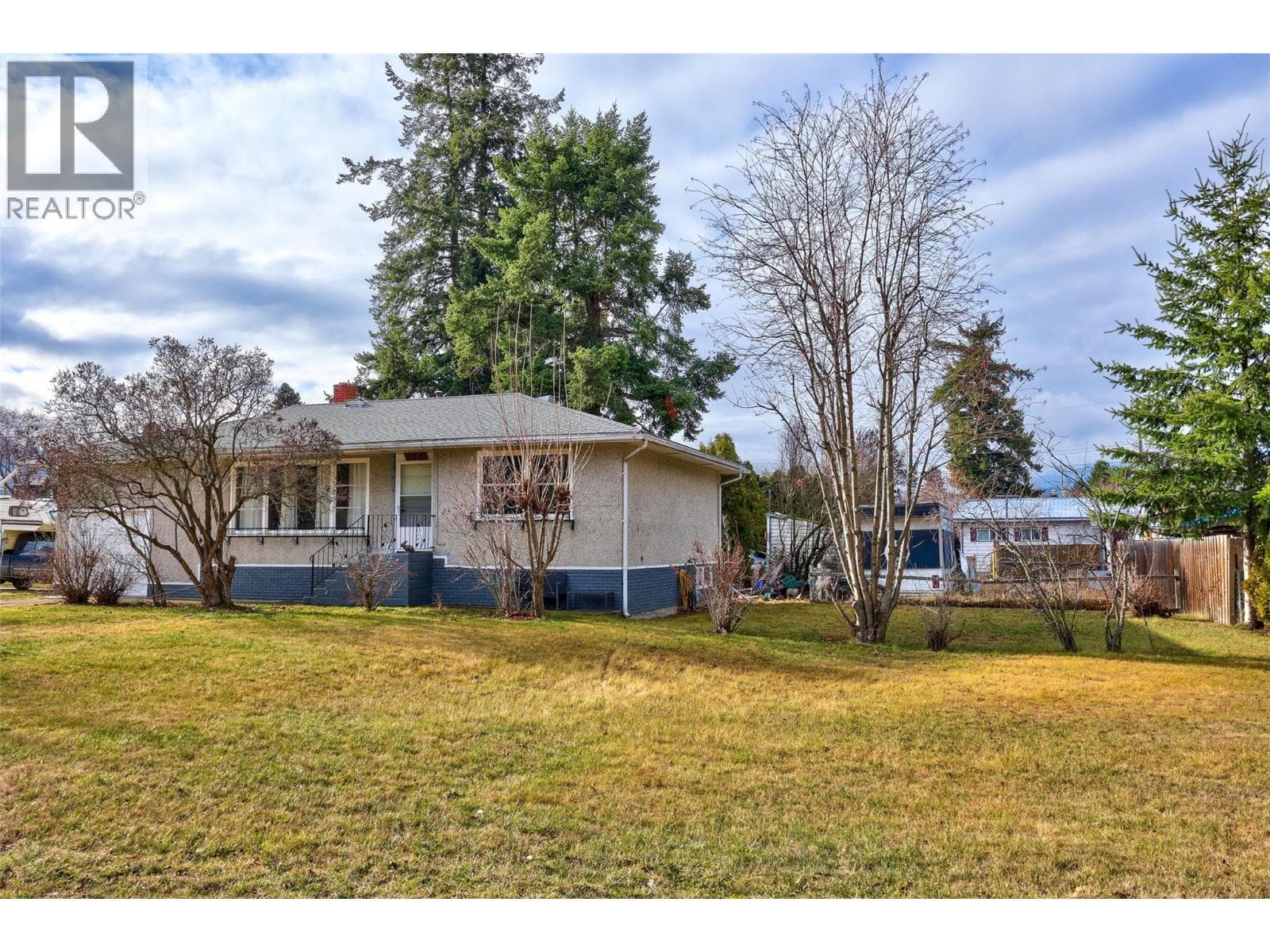 306 birch Street, Interior REALTORS® — photo 4