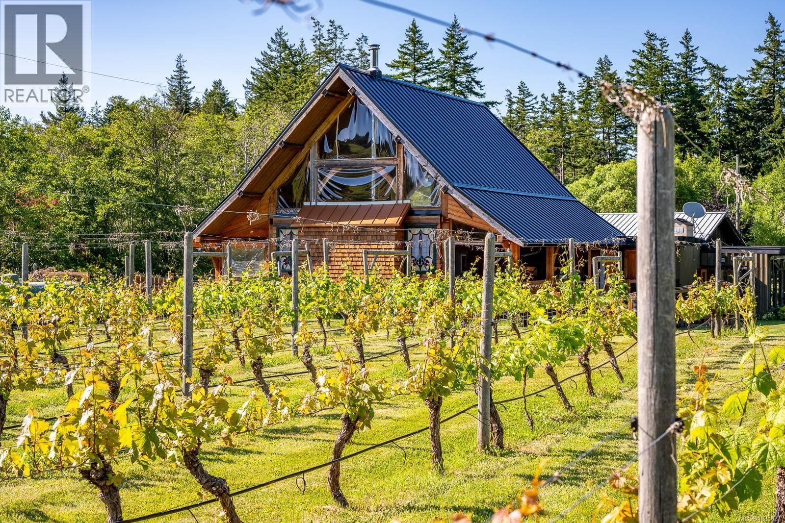 1885 Central Rd, Vancouver Island — photo 3