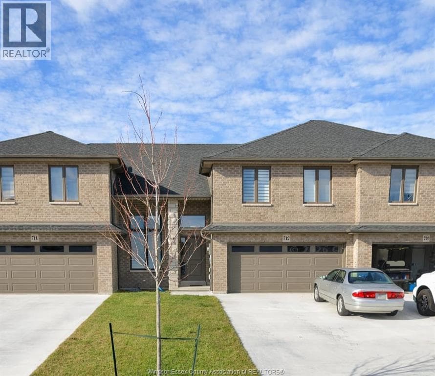 712 FALERIA STREET, Windsor — photo 2
