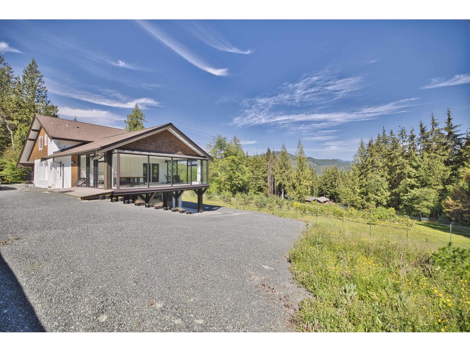 13100 BELL STREET, Fraser Valley — photo 2