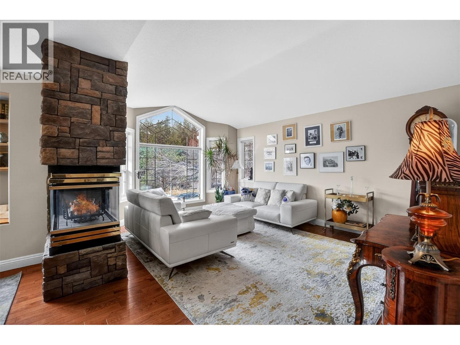 144 Christie Mountain Lane, Interior REALTORS® — photo 5