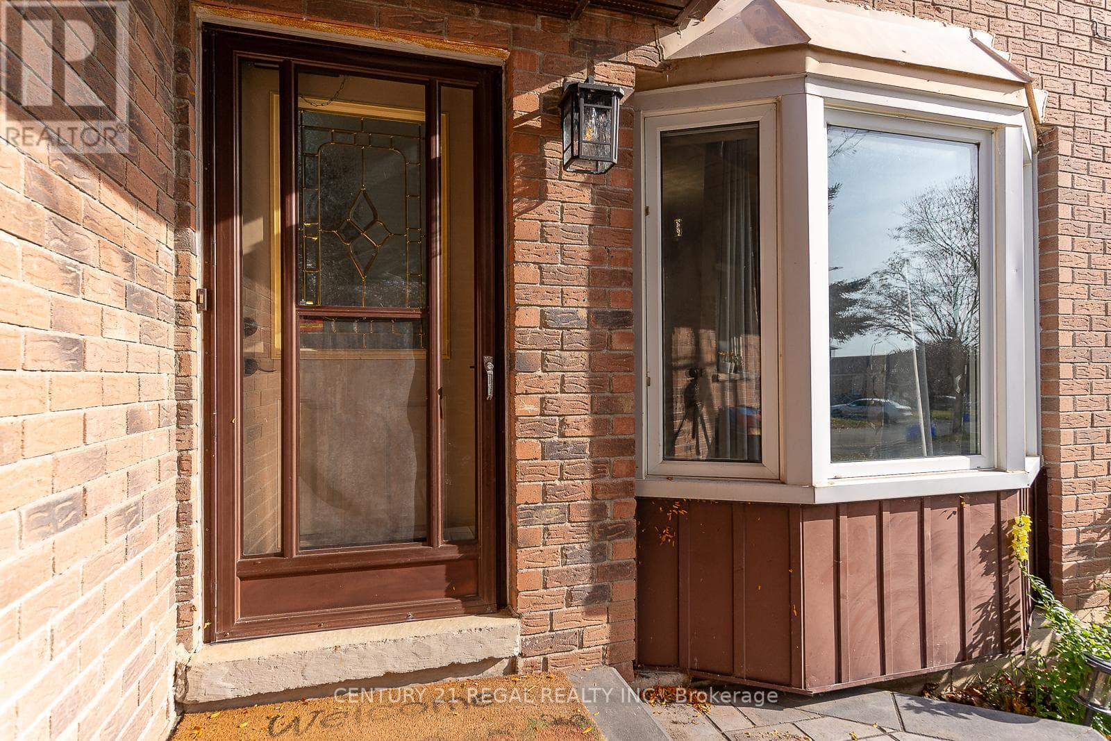 28 UPLAND DRIVE, Toronto — photo 4