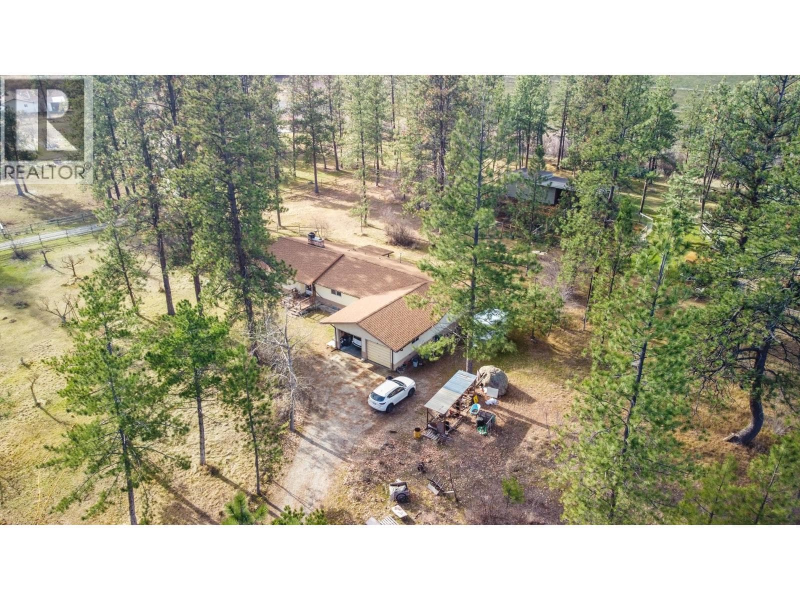 698 Green Lake Road, Interior REALTORS® — photo 2