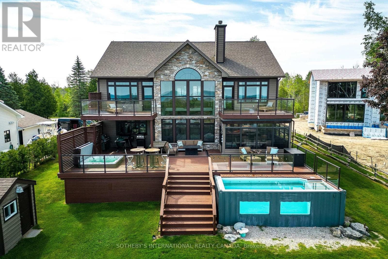 156 BARTLETT BOULEVARD in 
