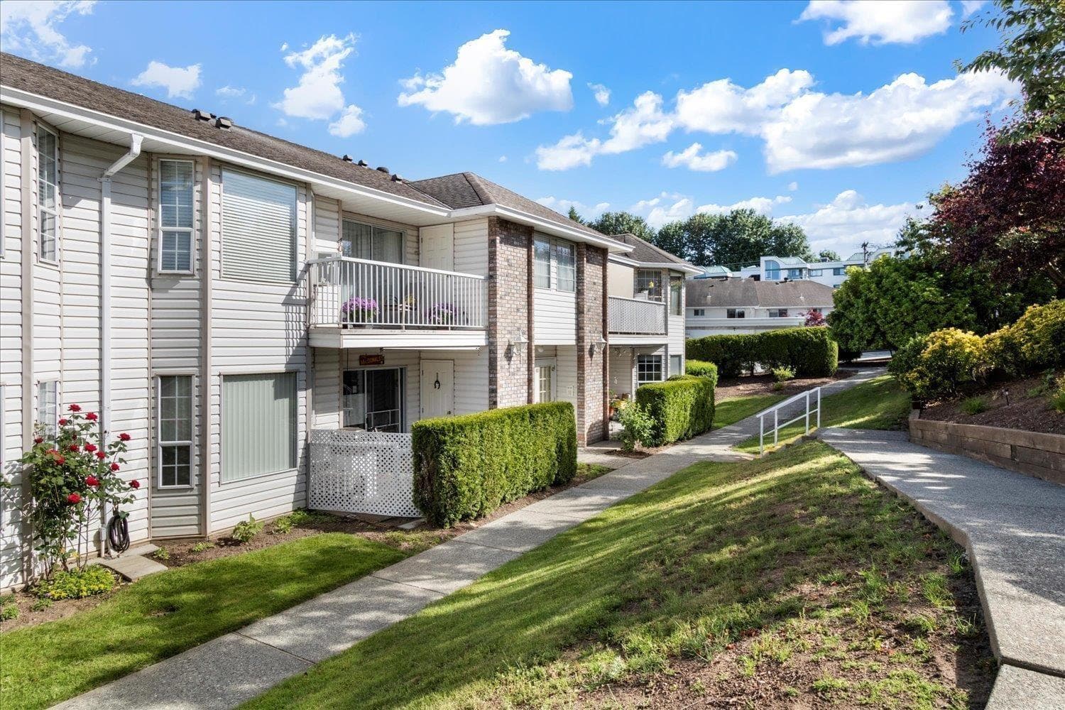 39 2938 TRAFALGAR STREET, Fraser Valley — photo 2