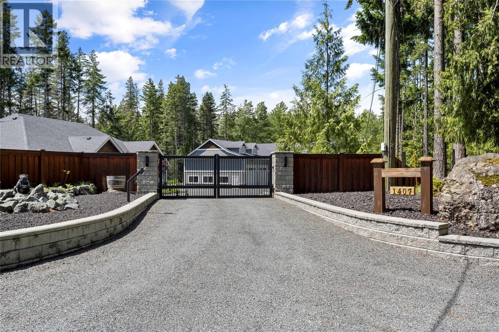 1407 Leffler Rd, Vancouver Island — photo 2