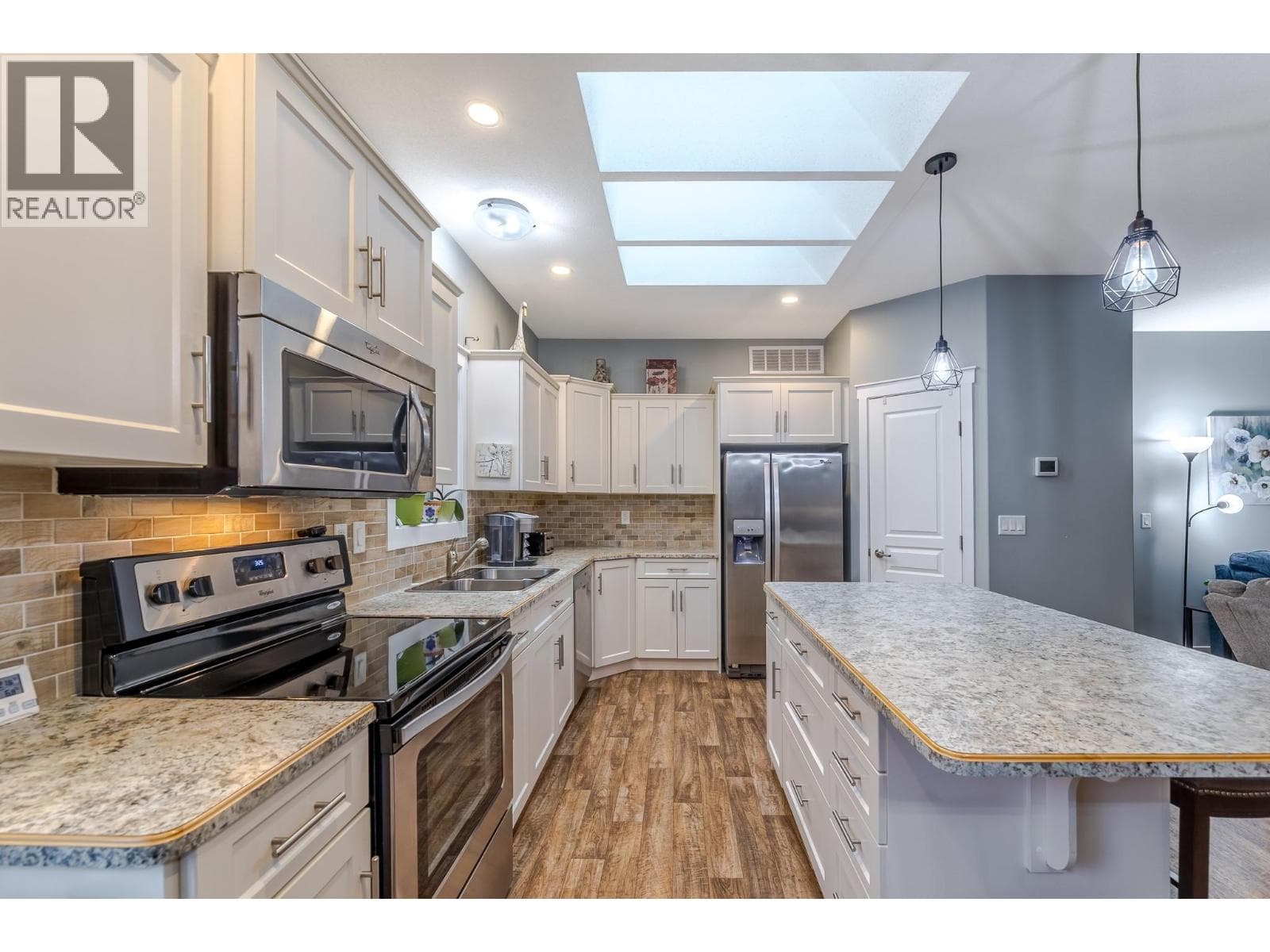 8300 Gallagher Lake Frontage Road Unit# 85, Interior REALTORS® — photo 5