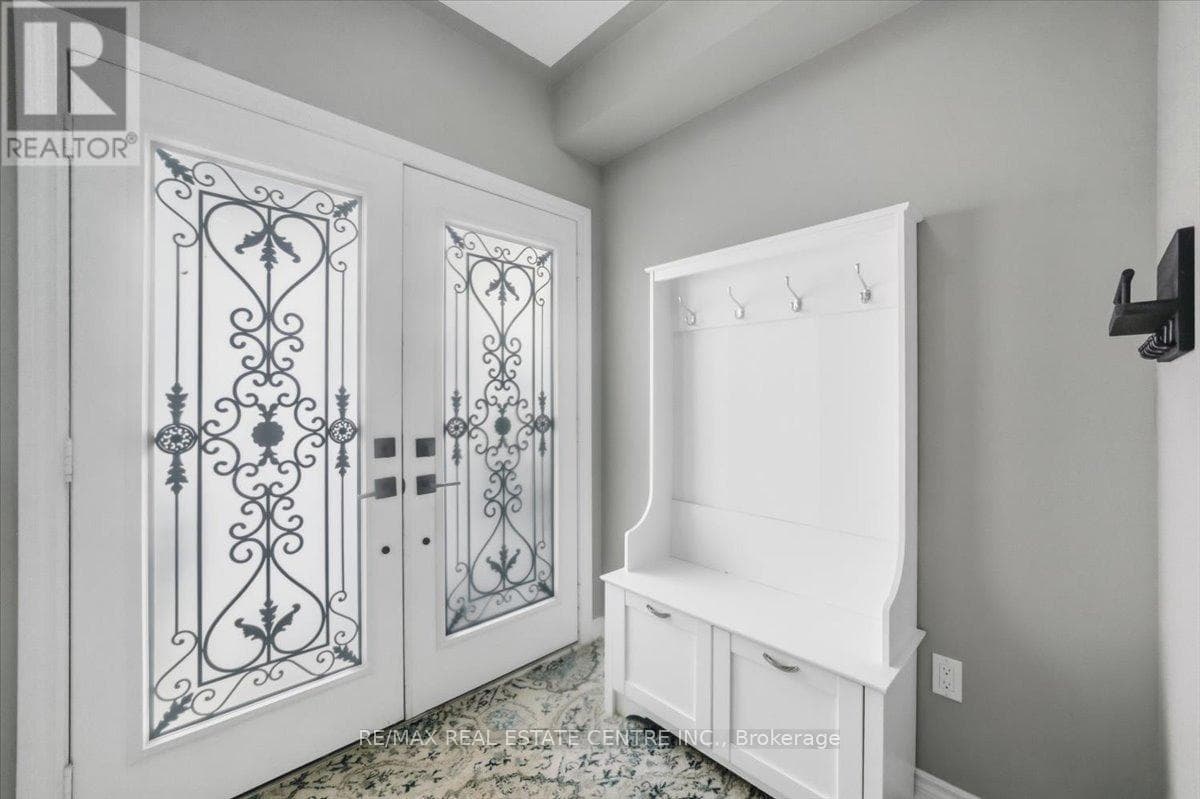 362 VAN DUSEN AVENUE, Toronto — photo 3