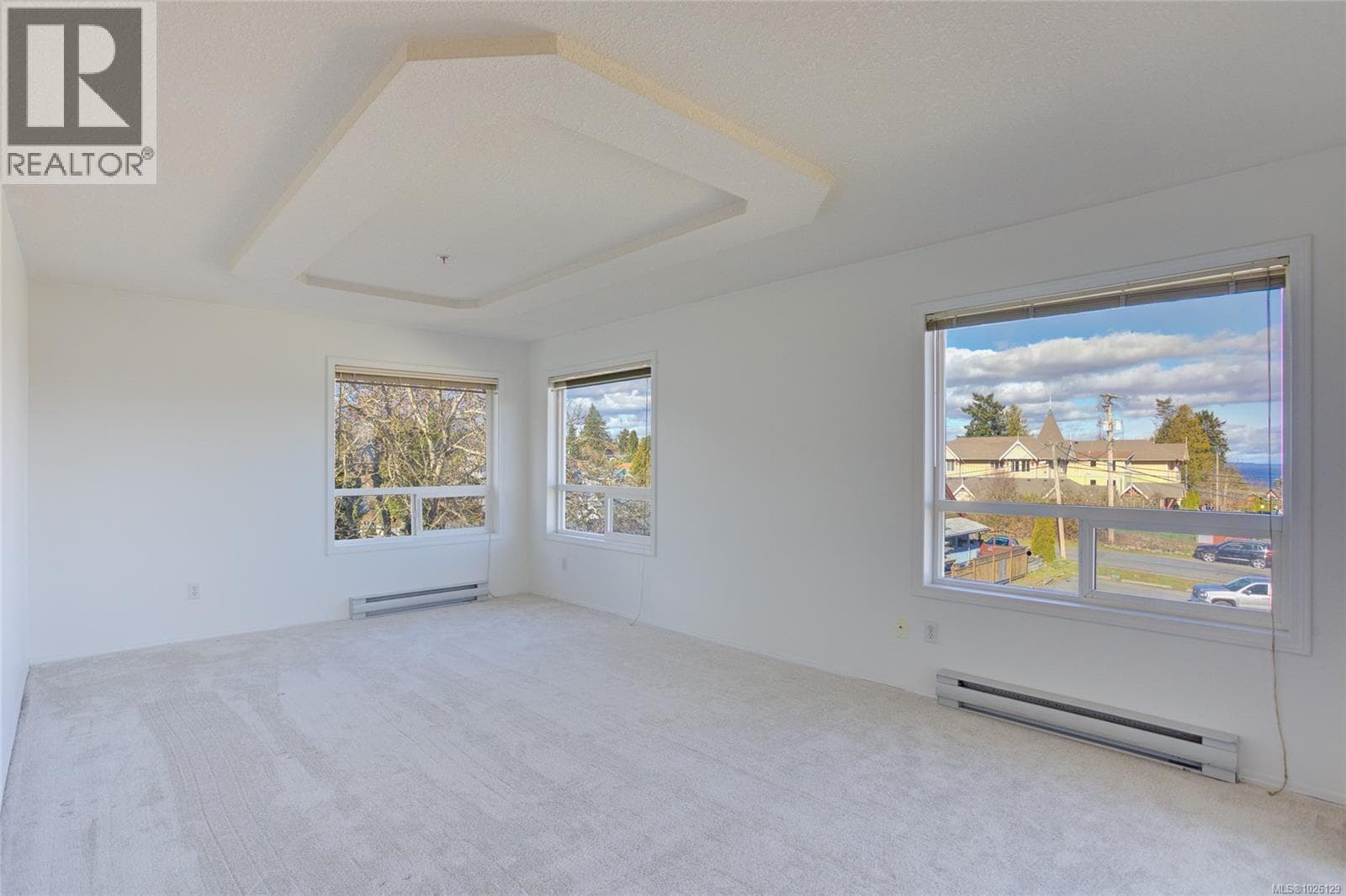 403 9876 Esplanade St, Vancouver Island — photo 5