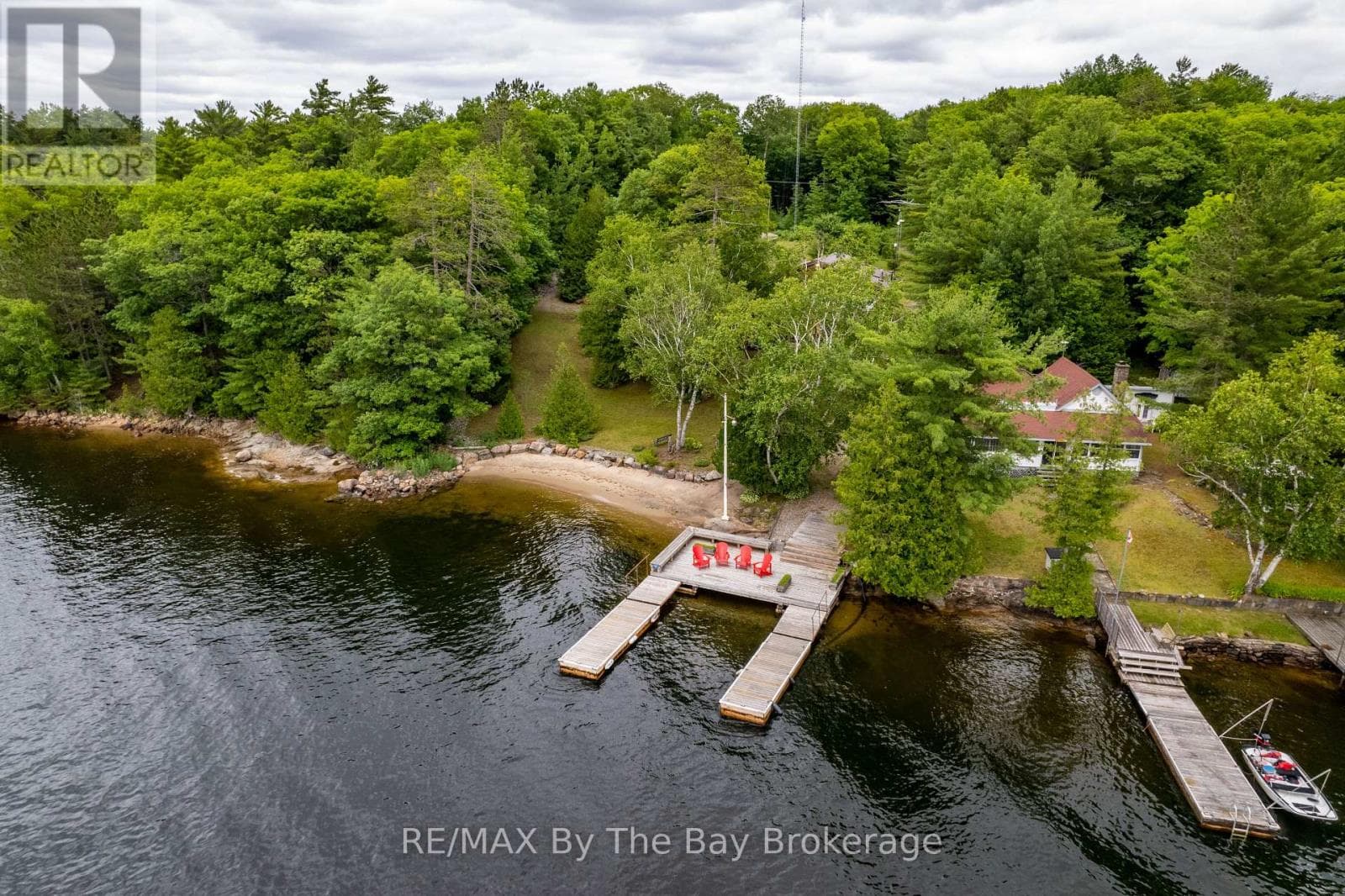 4018 ISLAND 980 / DEER ISLAND, OnePoint — photo 5