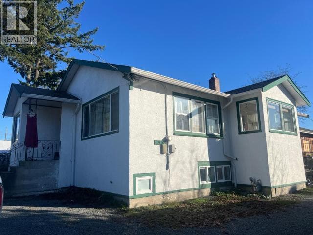 6968 ALBERNI STREET, Powell River — photo 2