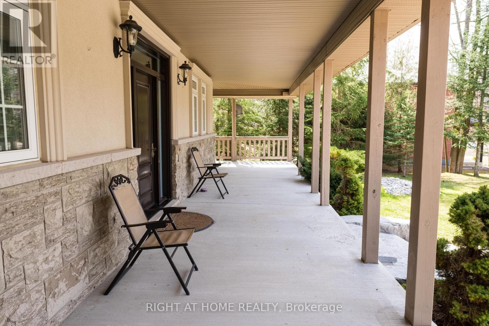 57 OLD TRAIL ROAD, Toronto — photo 2