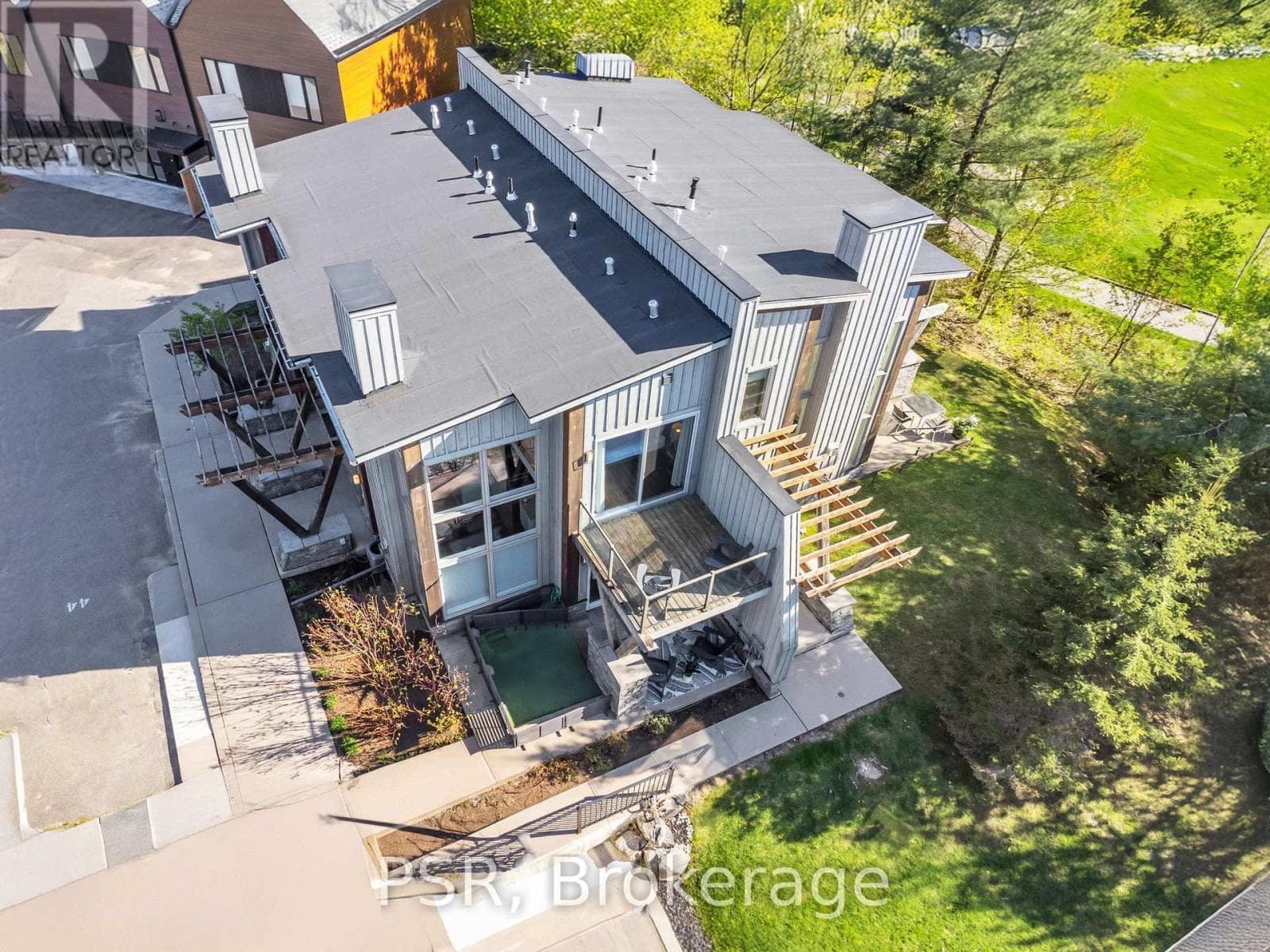 44 CARRICK TRAIL, OnePoint — photo 2