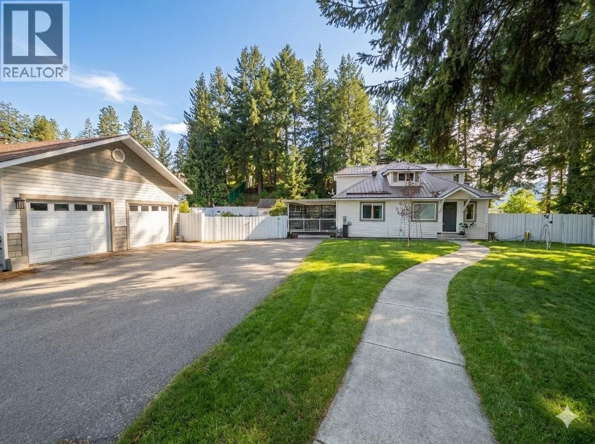 240 Warren Street in 