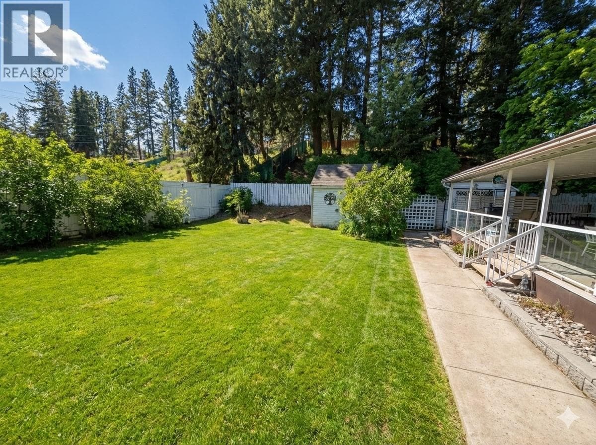 240 Warren Street, Interior REALTORS® — photo 2