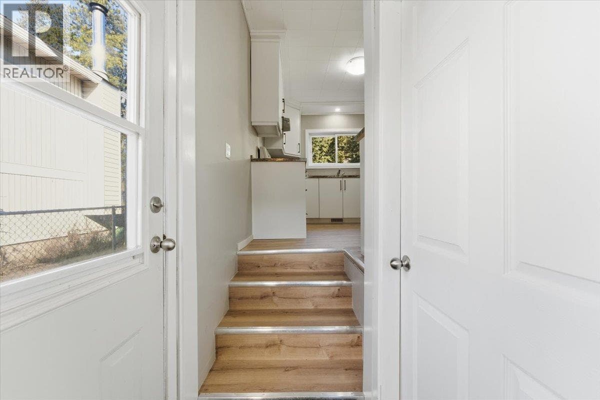 5783 TUKTAKAMIN ROAD, Interior REALTORS® — photo 3