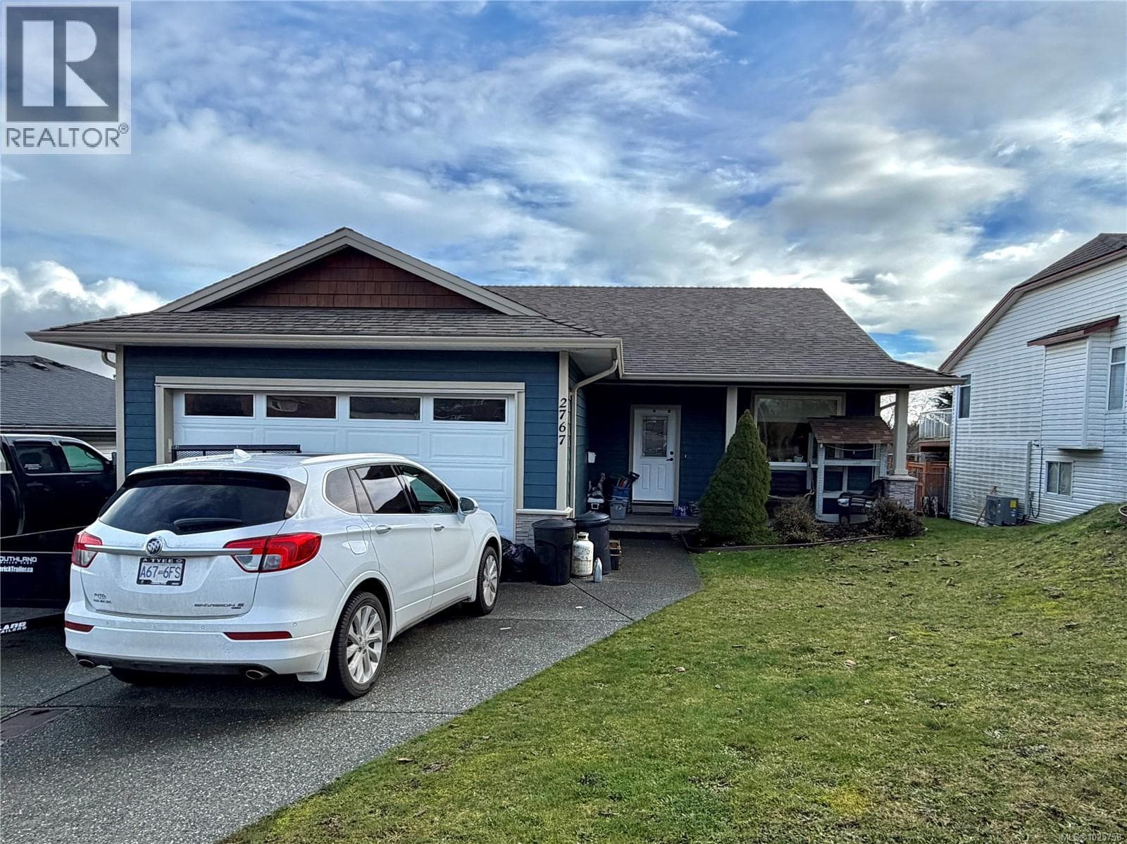 2767 Alder St S, Vancouver Island — photo 2