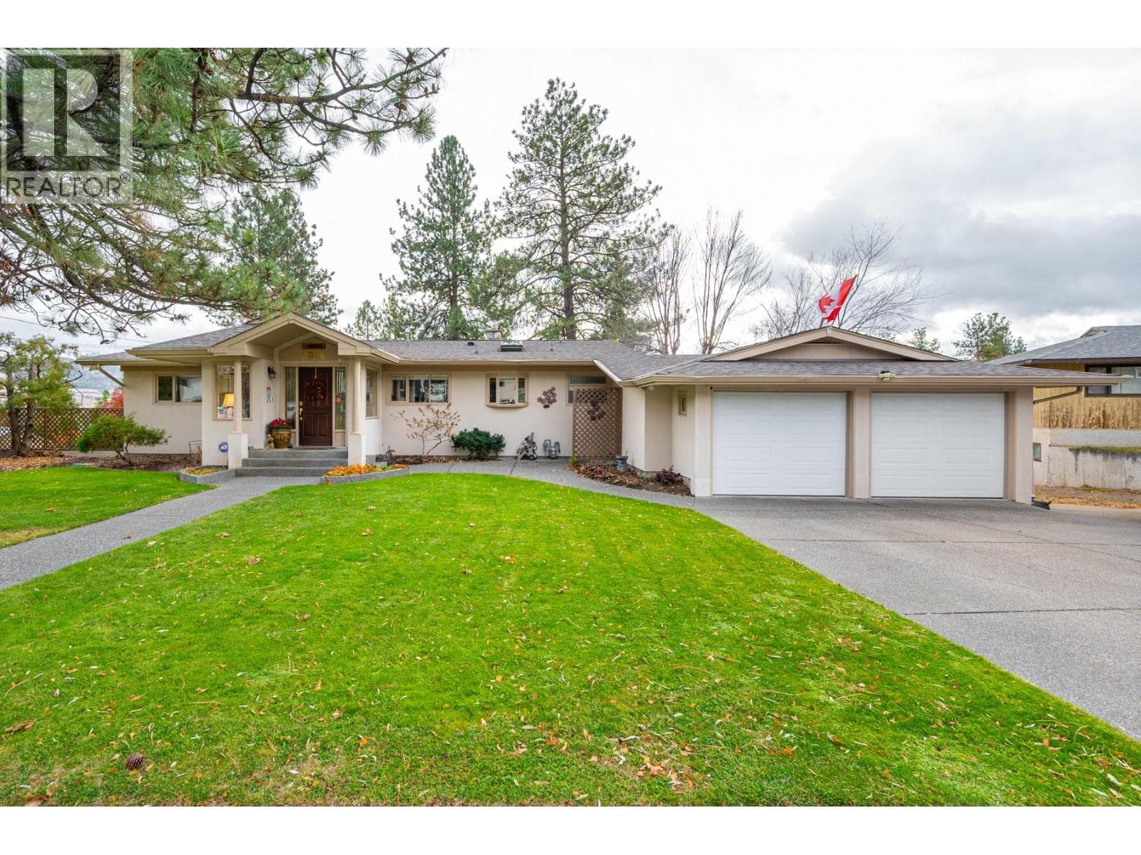 2398 Reid Avenue in