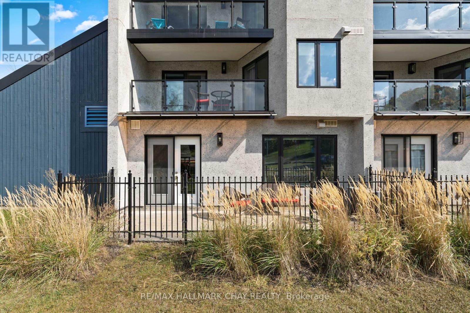 #G01 - 80 HORSESHOE BOULEVARD, Toronto — photo 5