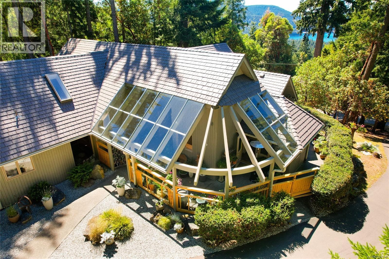 154 CORMORANT CRESCENT, Vancouver Island — photo 4