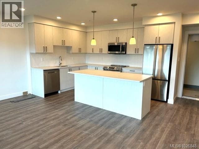 502 147 HALIBURTON STREET, Vancouver Island — photo 3