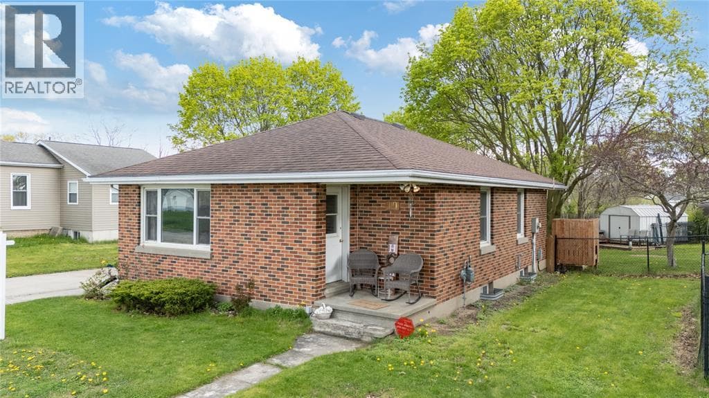 19 BROADWAY STREET, Sarnia — photo 2