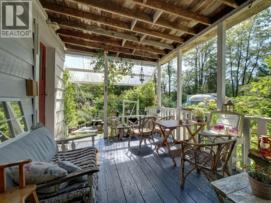 947 NORTH ROAD, Greater Vancouver — photo 3