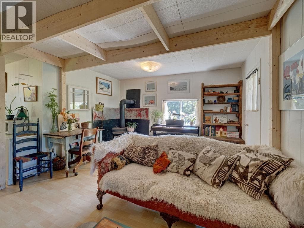 947 NORTH ROAD, Greater Vancouver — photo 4