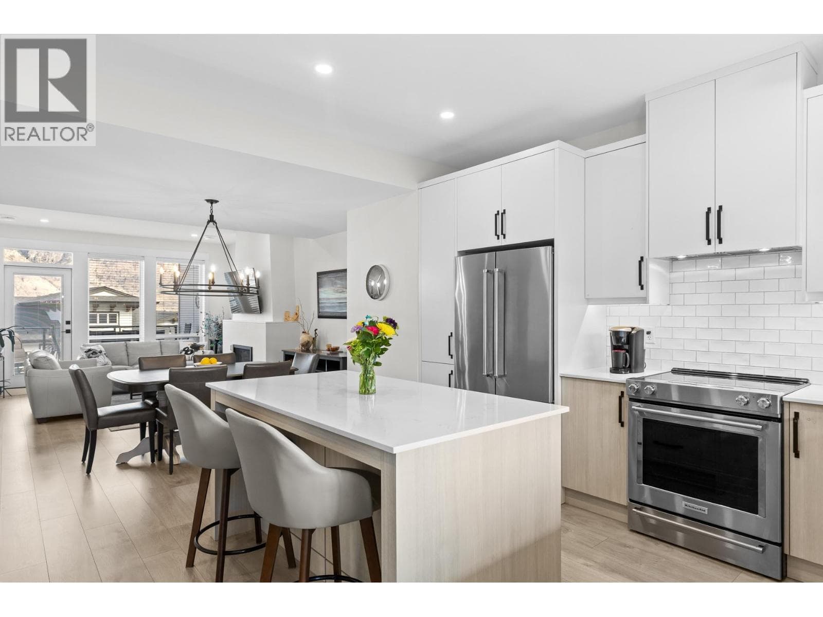 8000 Vedette Drive Unit# 50, Interior REALTORS® — photo 4