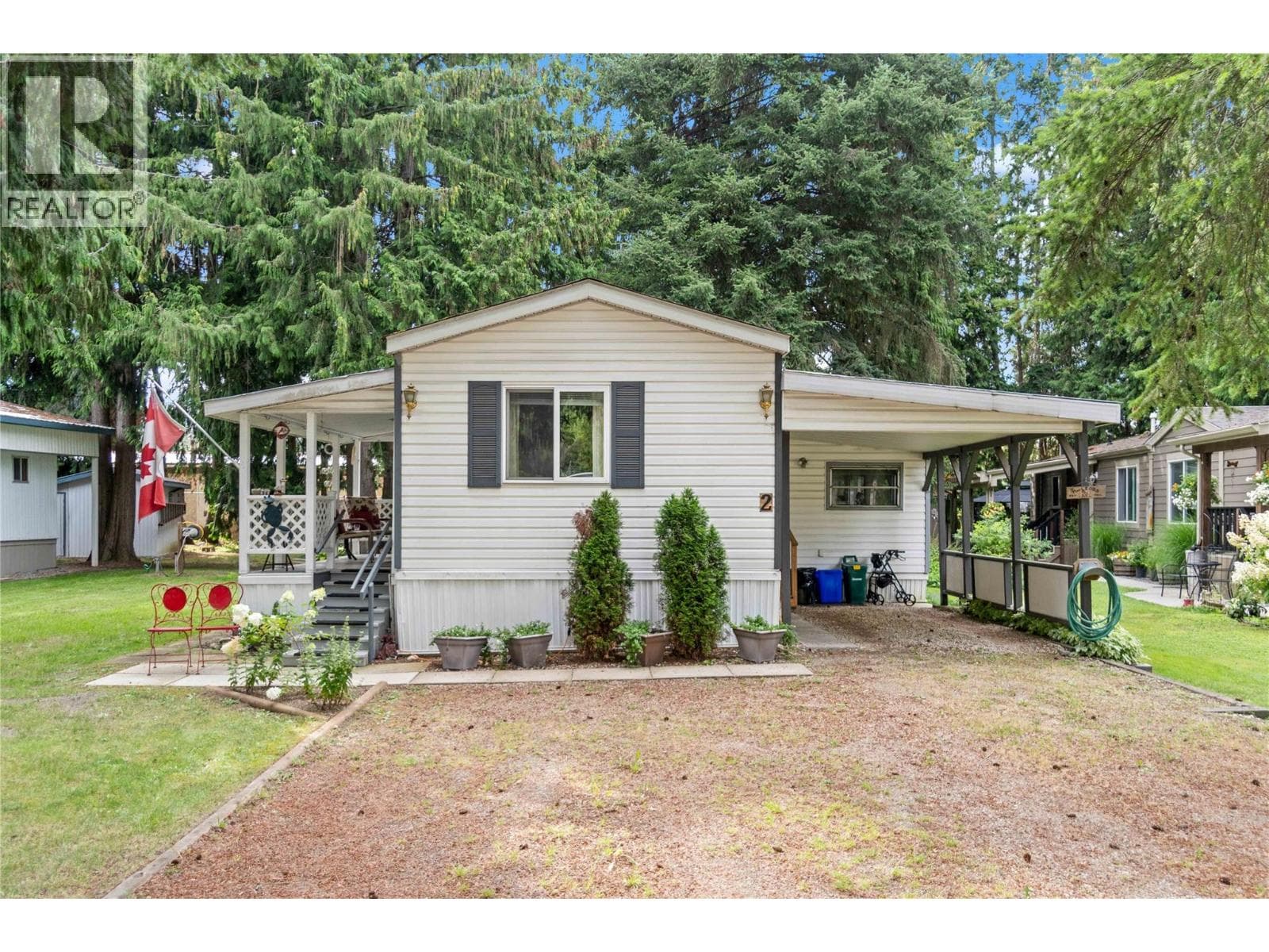 5161 63 Avenue NE Unit# 2 in 