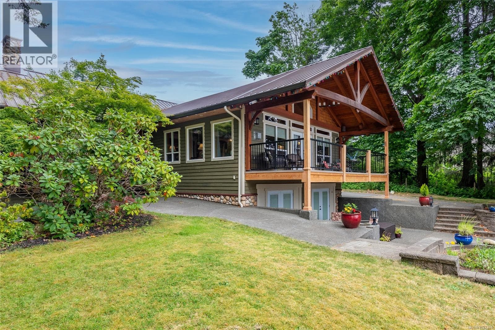 8947 CLARKSON AVENUE, Vancouver Island — photo 3