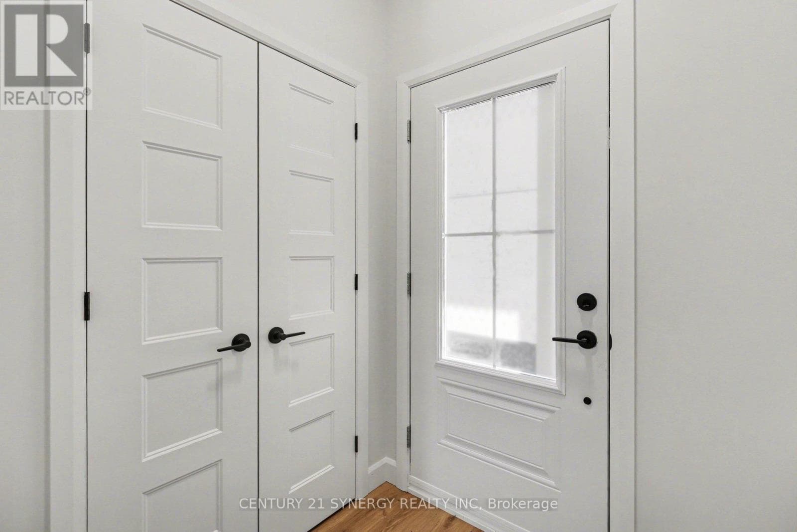 71 VILLENEUVE STREET, Ottawa — photo 3
