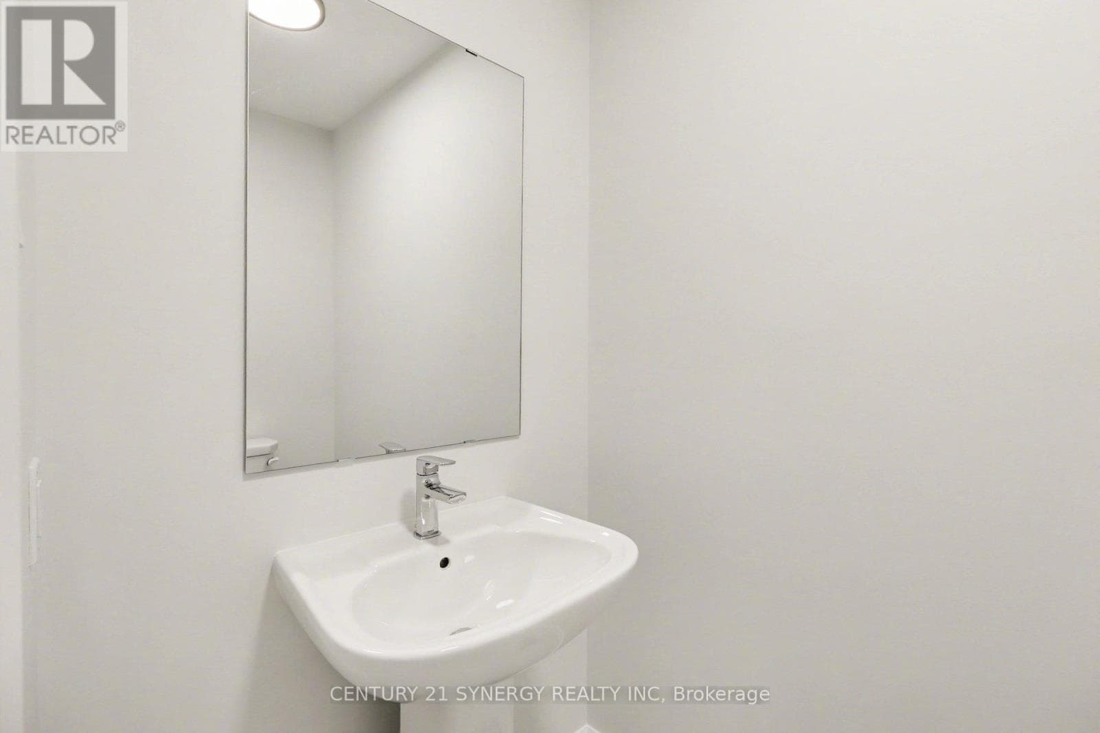 71 VILLENEUVE STREET, Ottawa — photo 5