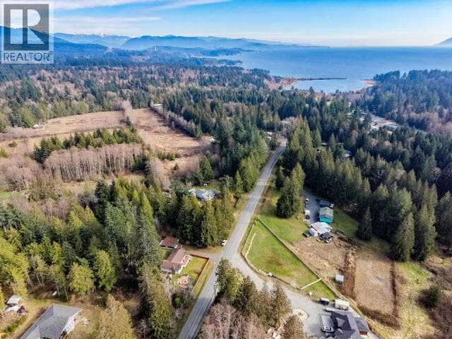 2468 ZILINSKY ROAD, Powell River — photo 2