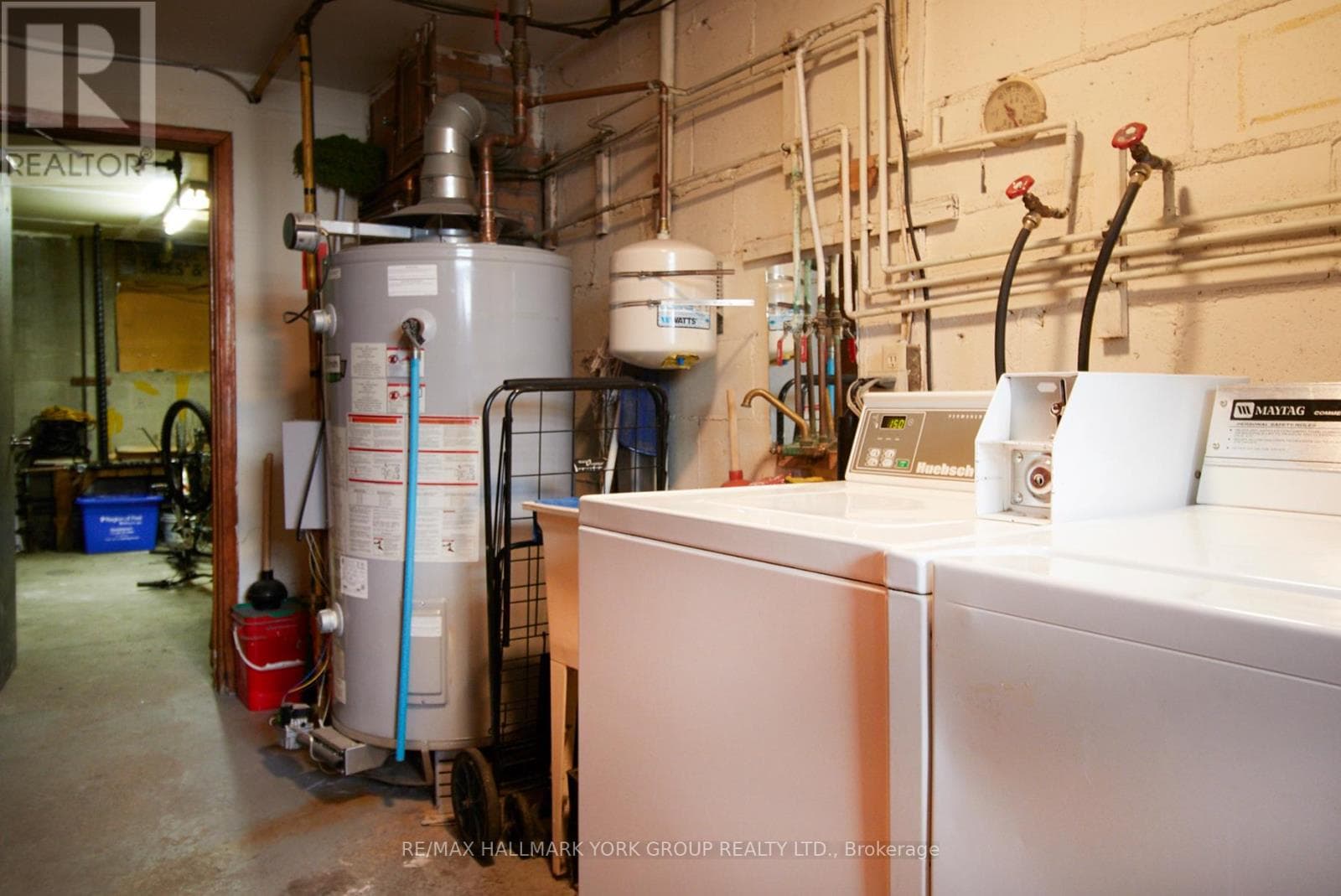 1613 DUFFERIN STREET, Toronto — photo 5
