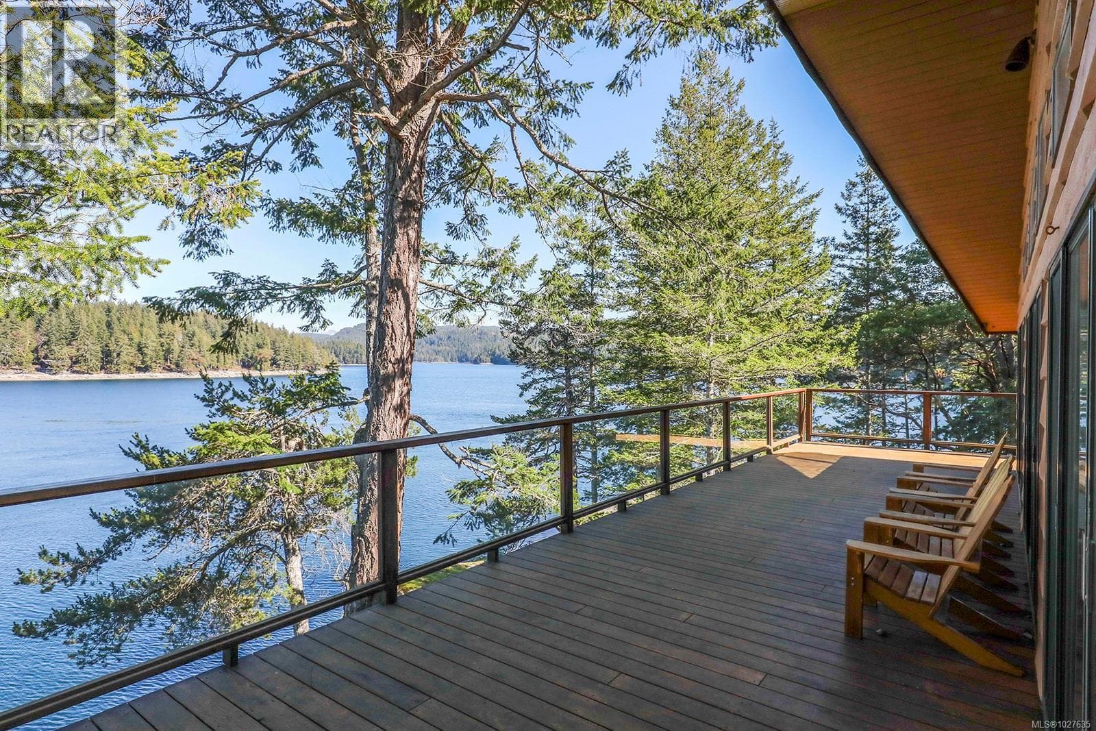 651 GORGE HARBOUR, Vancouver Island — photo 4