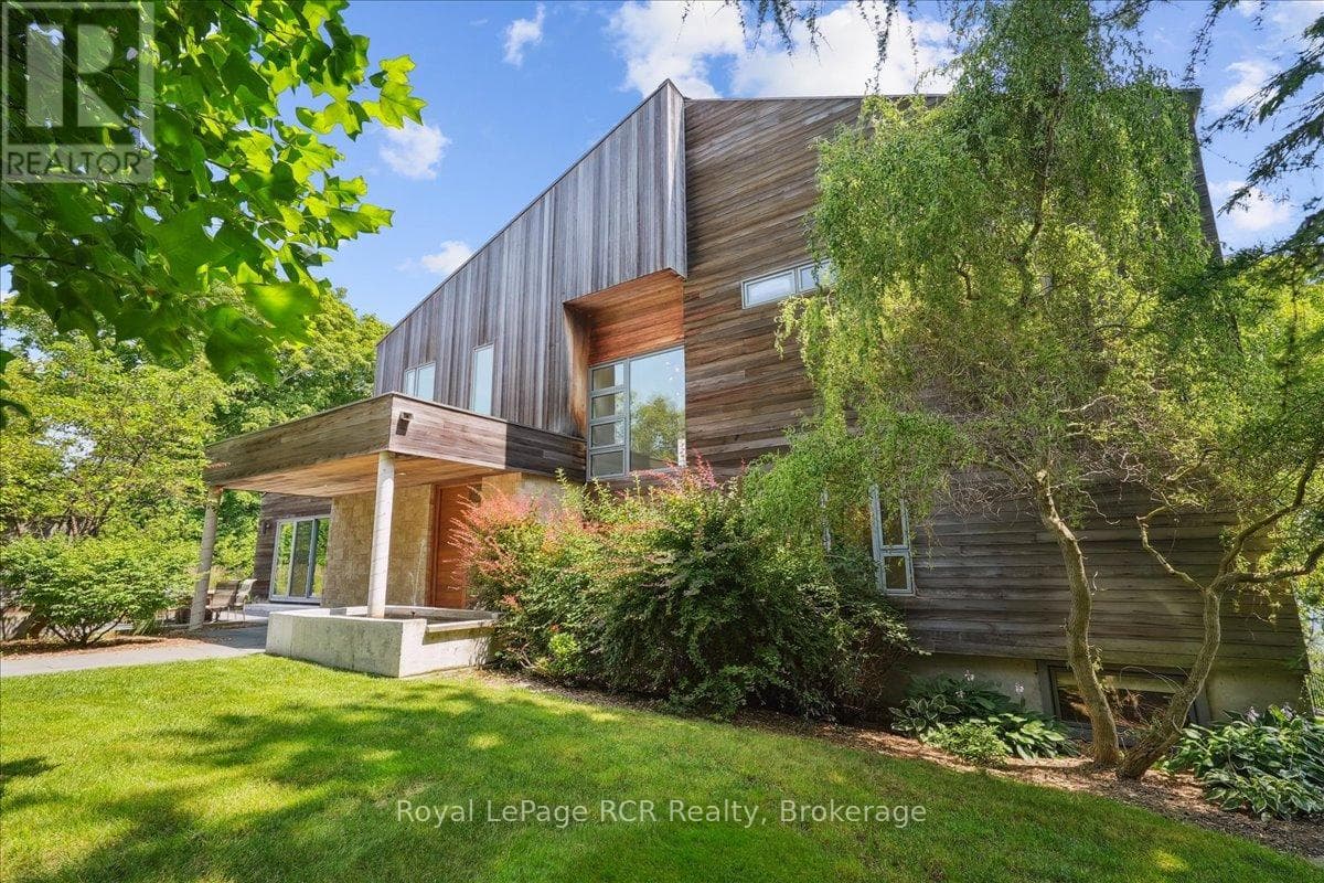 20 EVERETT ROAD, OnePoint — photo 5