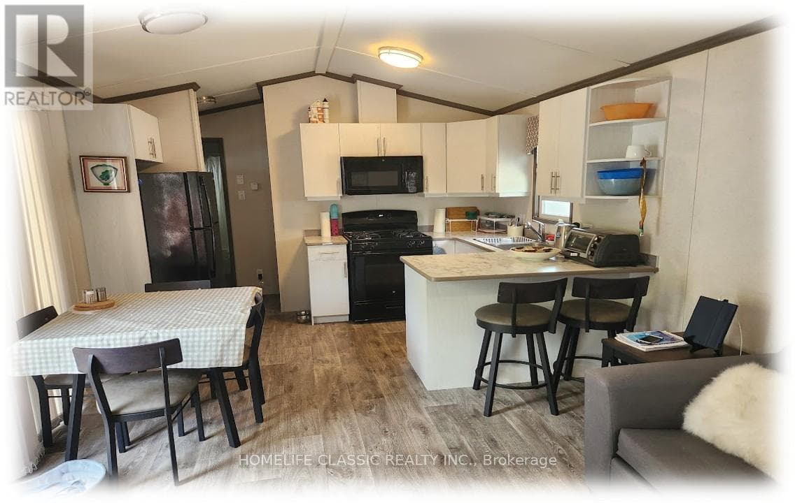 LOT 645 BLUEBERRY LANE - 225 PLATTEN BOULEVARD W, Toronto — photo 3
