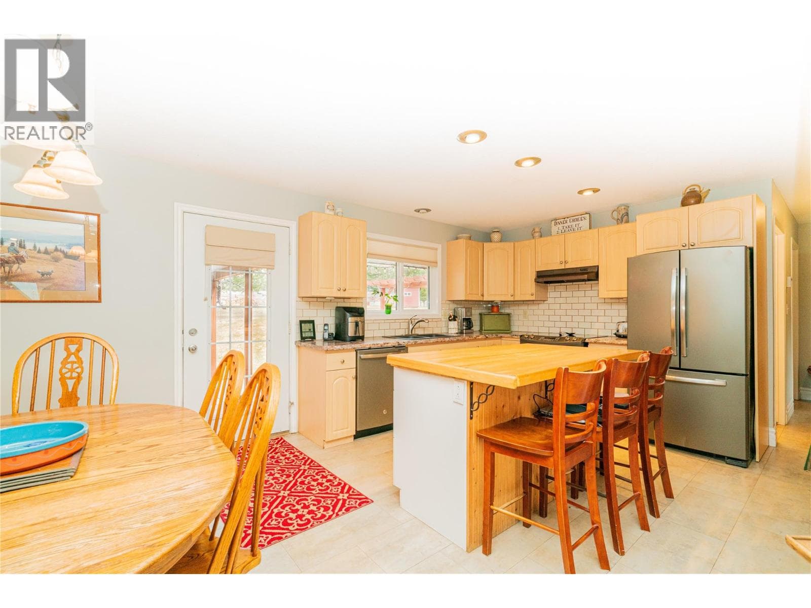 114 SKYE BLUE LOOP, Interior REALTORS® — photo 4
