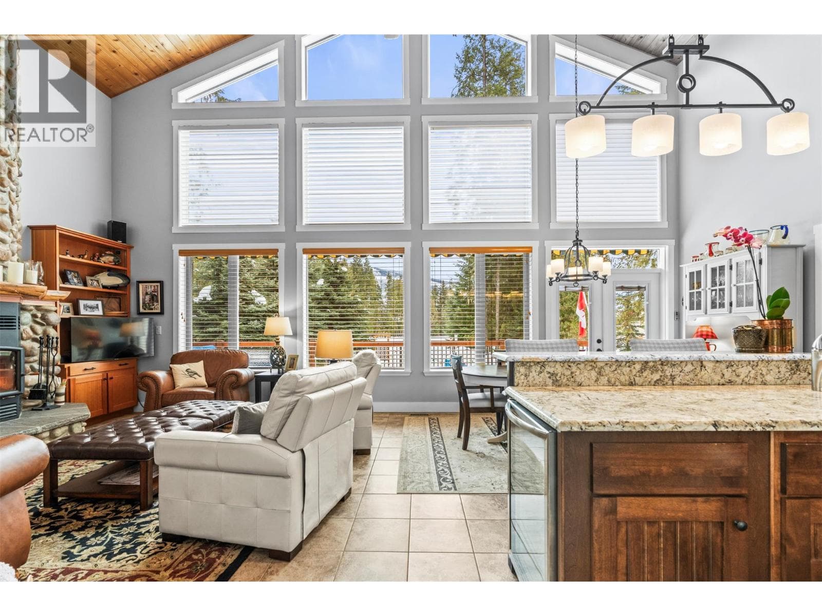 3453 Cessna Road Unit# 2, Interior REALTORS® — photo 5