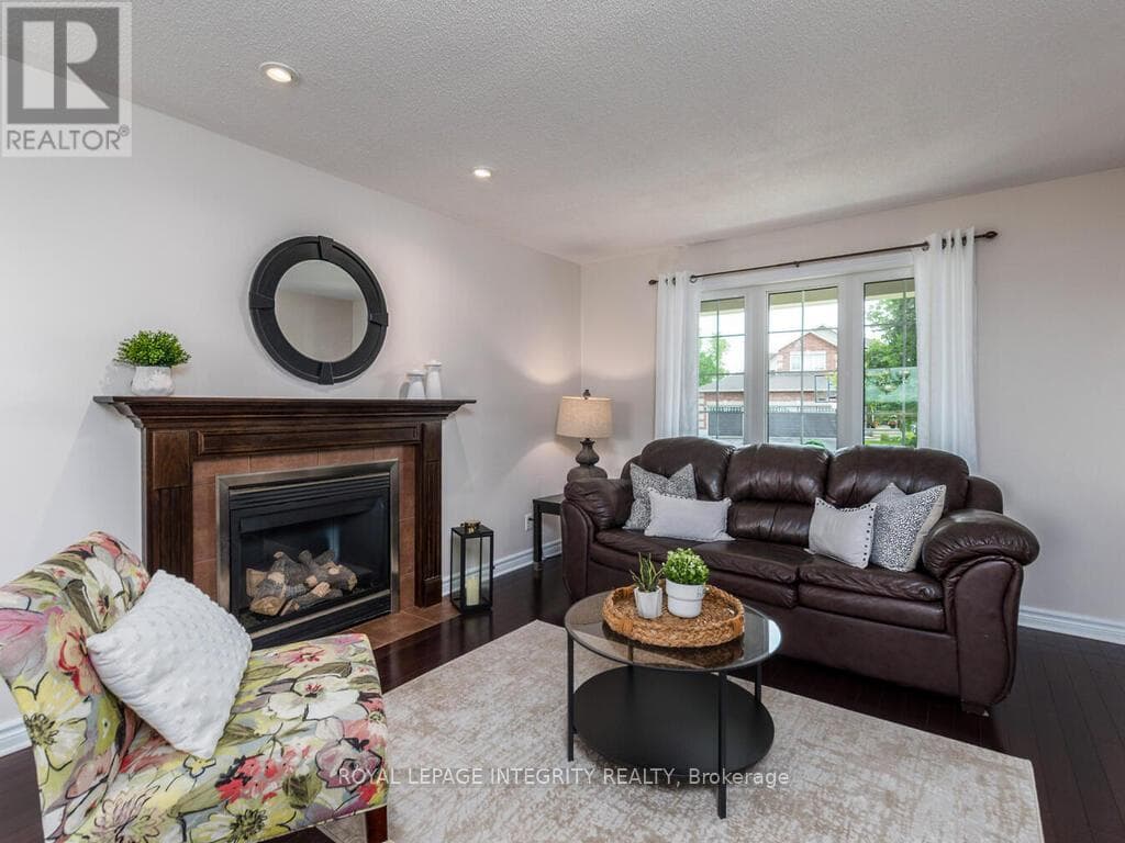 111 COMBA DRIVE, Ottawa — photo 4