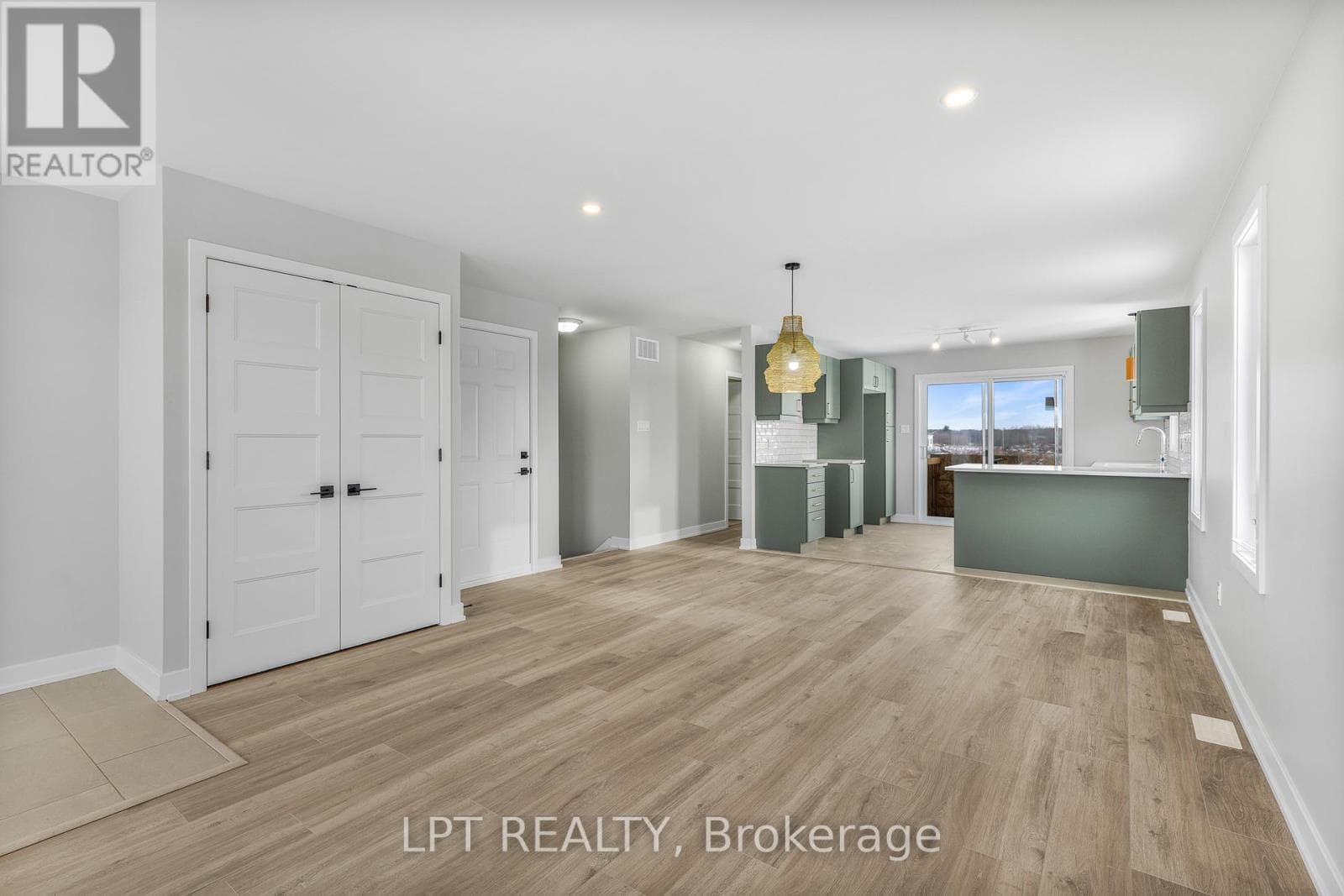 965 KATIA STREET, Ottawa — photo 5
