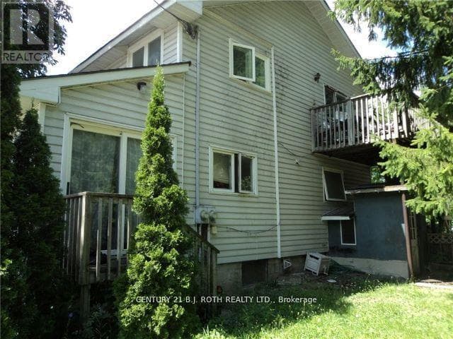 136 BARRIE ROAD, Toronto — photo 5