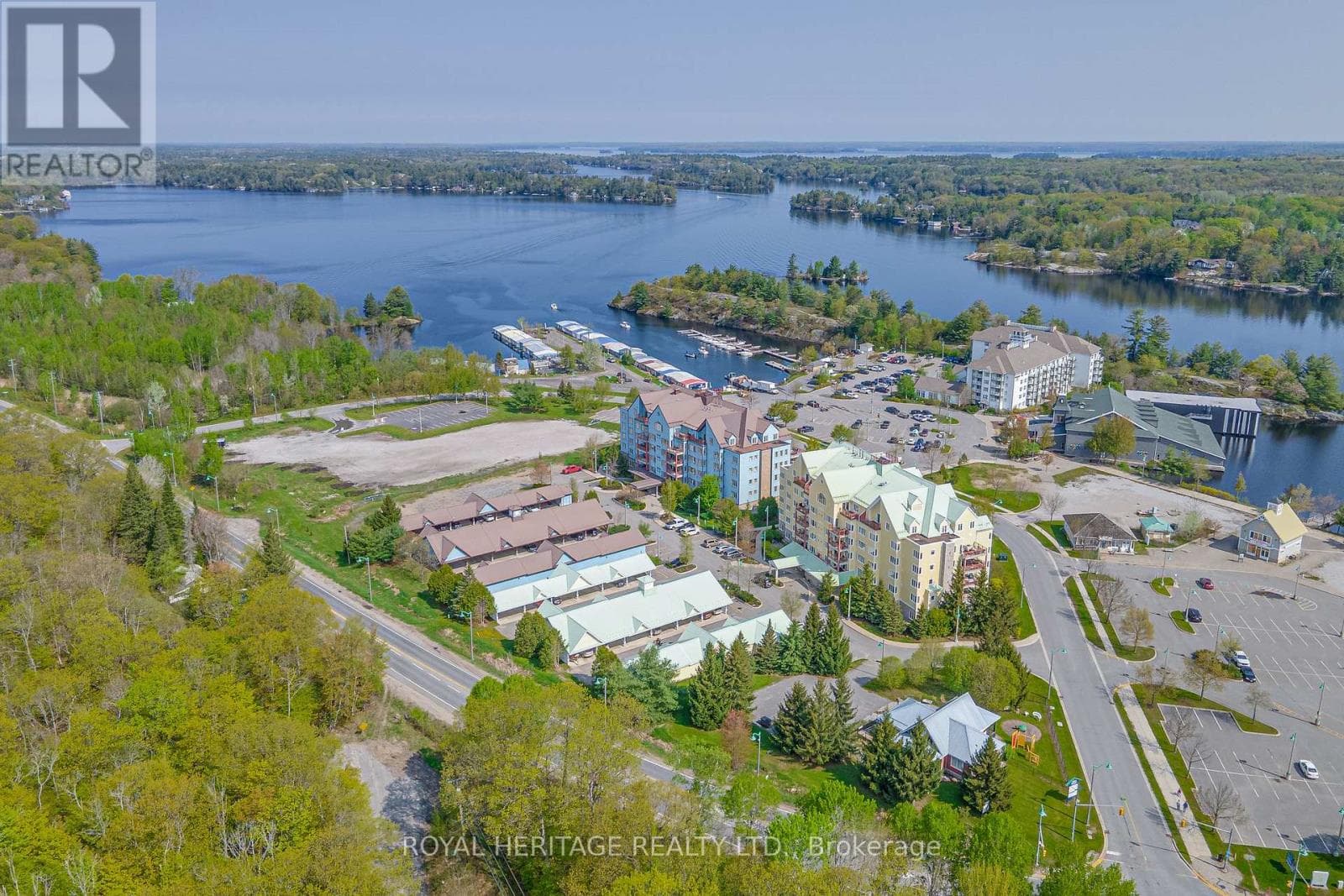 605 - 130 STEAMSHIP BAY RD ROAD, Toronto — photo 2