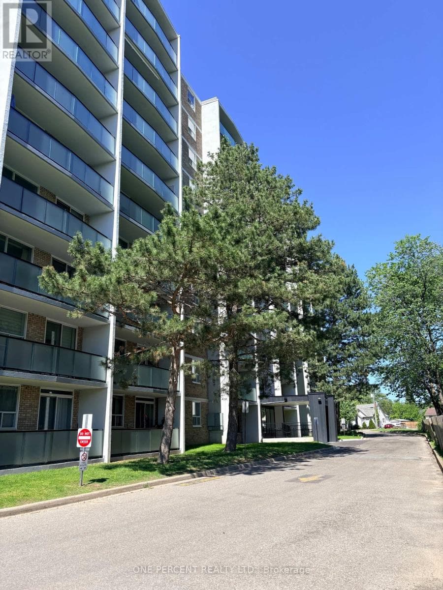 1002 - 359 GENEVA STREET in 