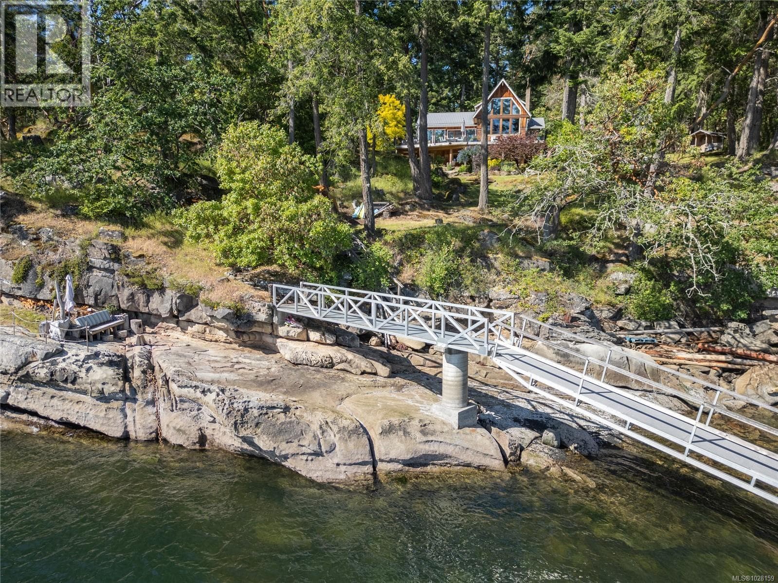 225 SEA MEADOW DRIVE, Victoria — photo 3