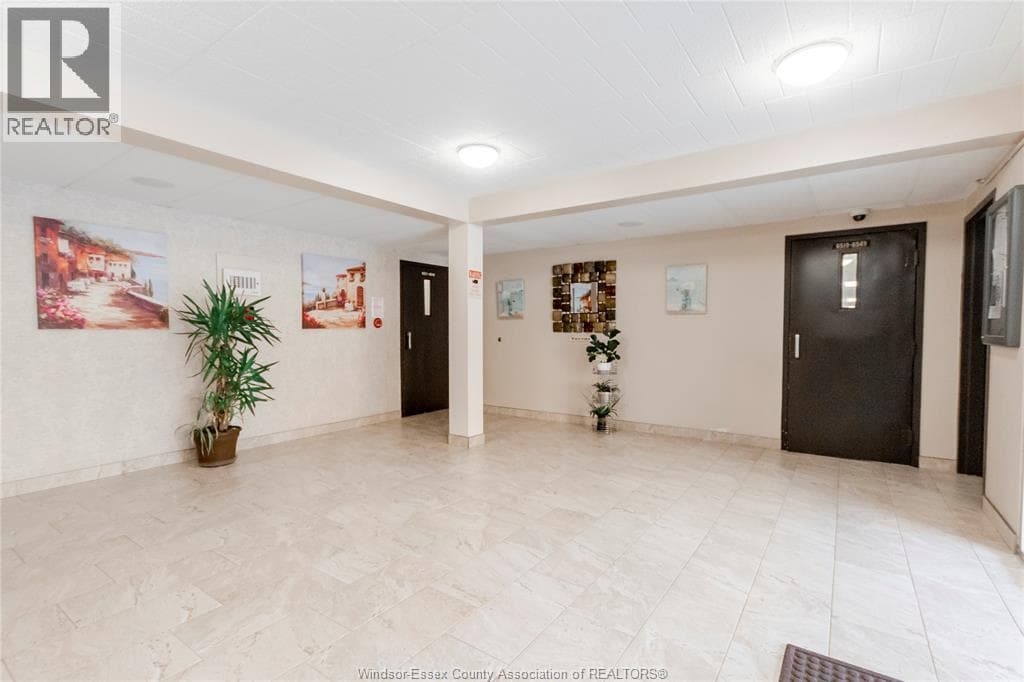 6595 THORNBERRY Unit# 2367, Windsor — photo 2