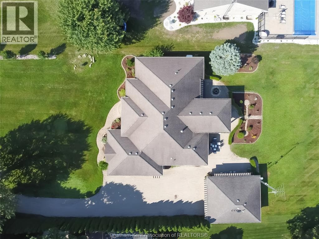 7635 RIVERVIEW LINE, Chatham Kent — photo 2