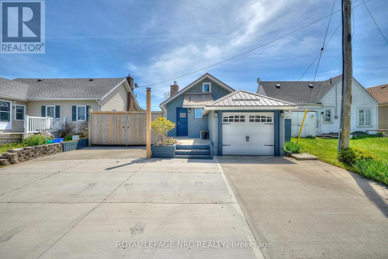 11851 LAKESHORE ROAD in 